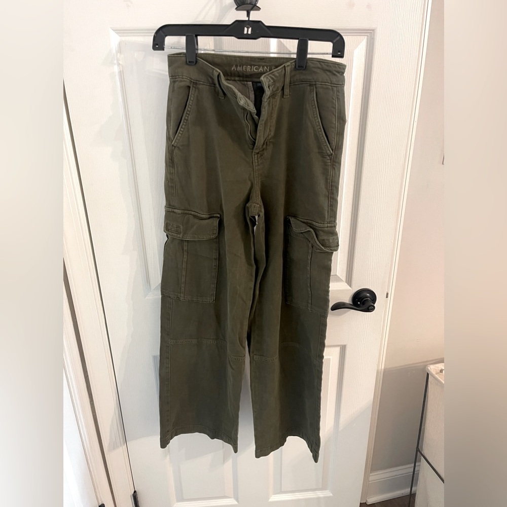 American Eagle Cargo Pants